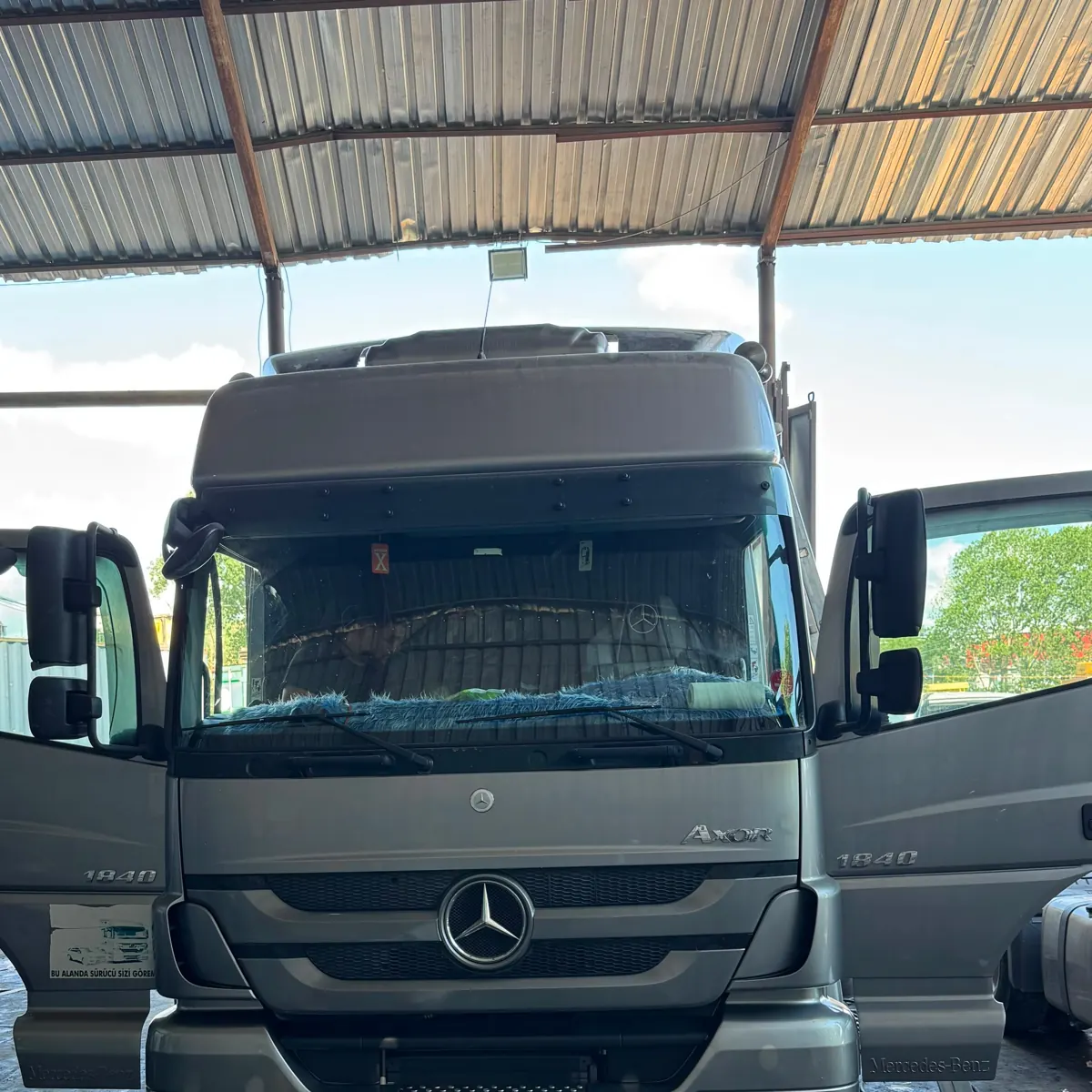 Mercedes Axor 1840 elektrikli park kliması montajı 1