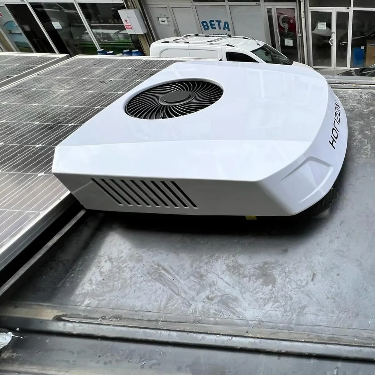 Karavana 12V elektrikli park kliması montajı 7
