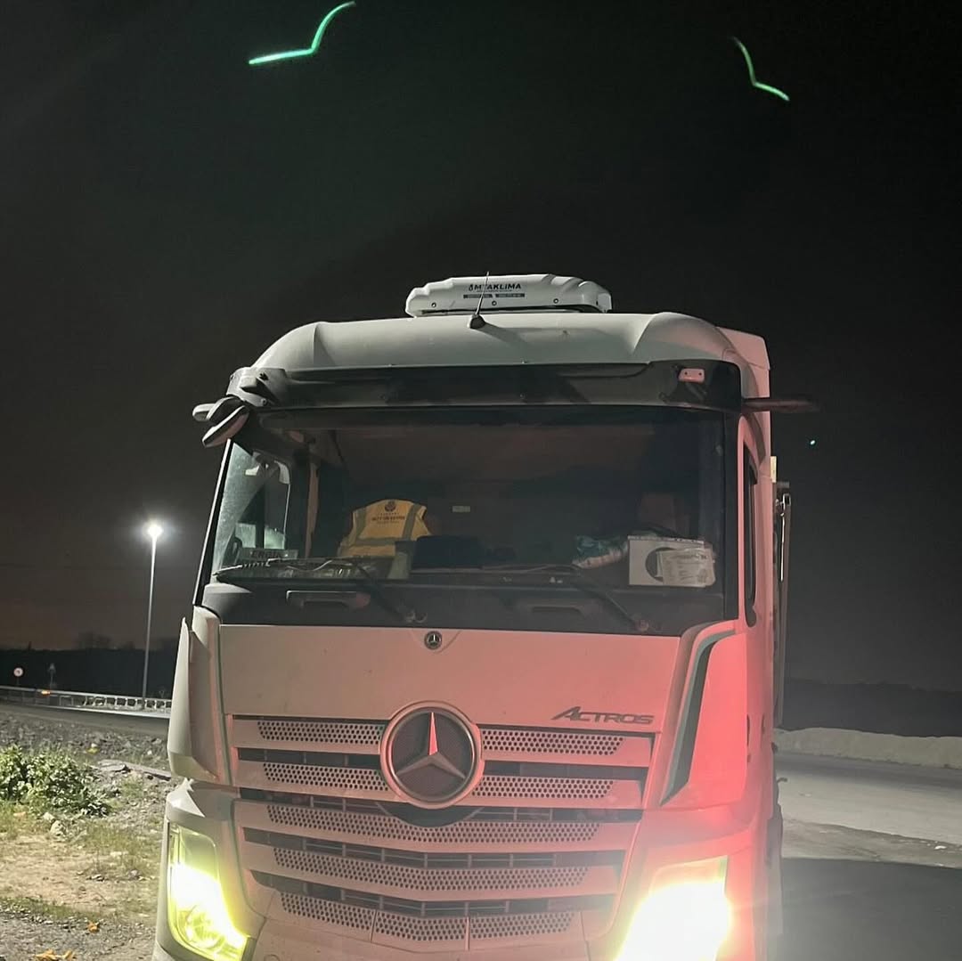 Mercedes Actros Klima Bakımı ve Elektrikli Park Kliması Montajı