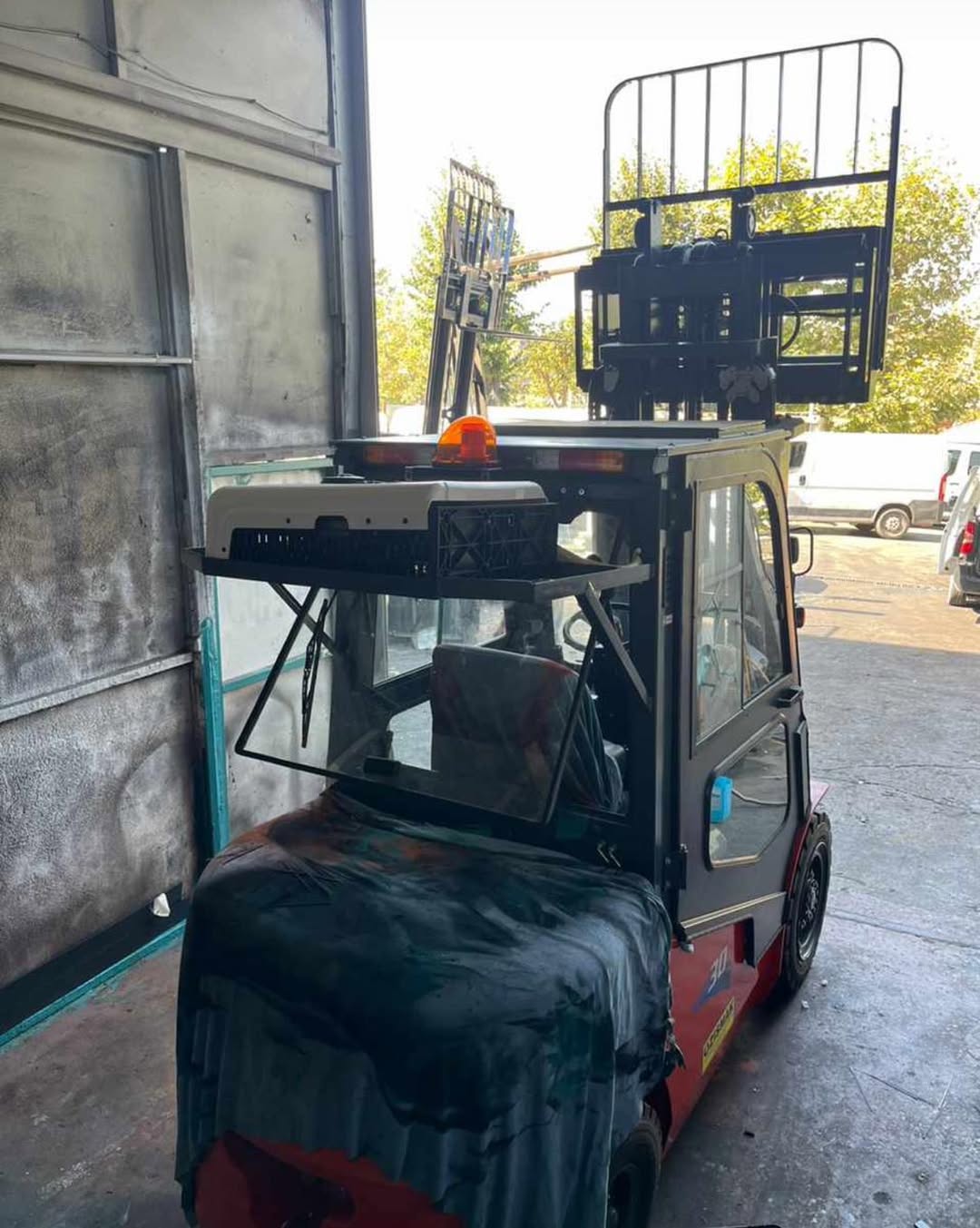 HELI Forklift Klima Montajı: Operatör Konforunda Elektrikli Çözümler